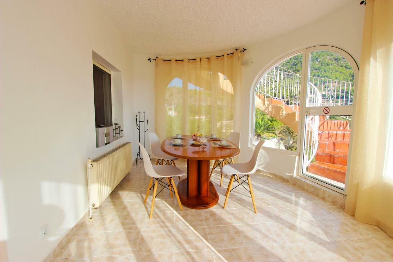 Villa Spartacus - Piscina Privada Y Vistas Al Mar 卡尔佩 外观 照片